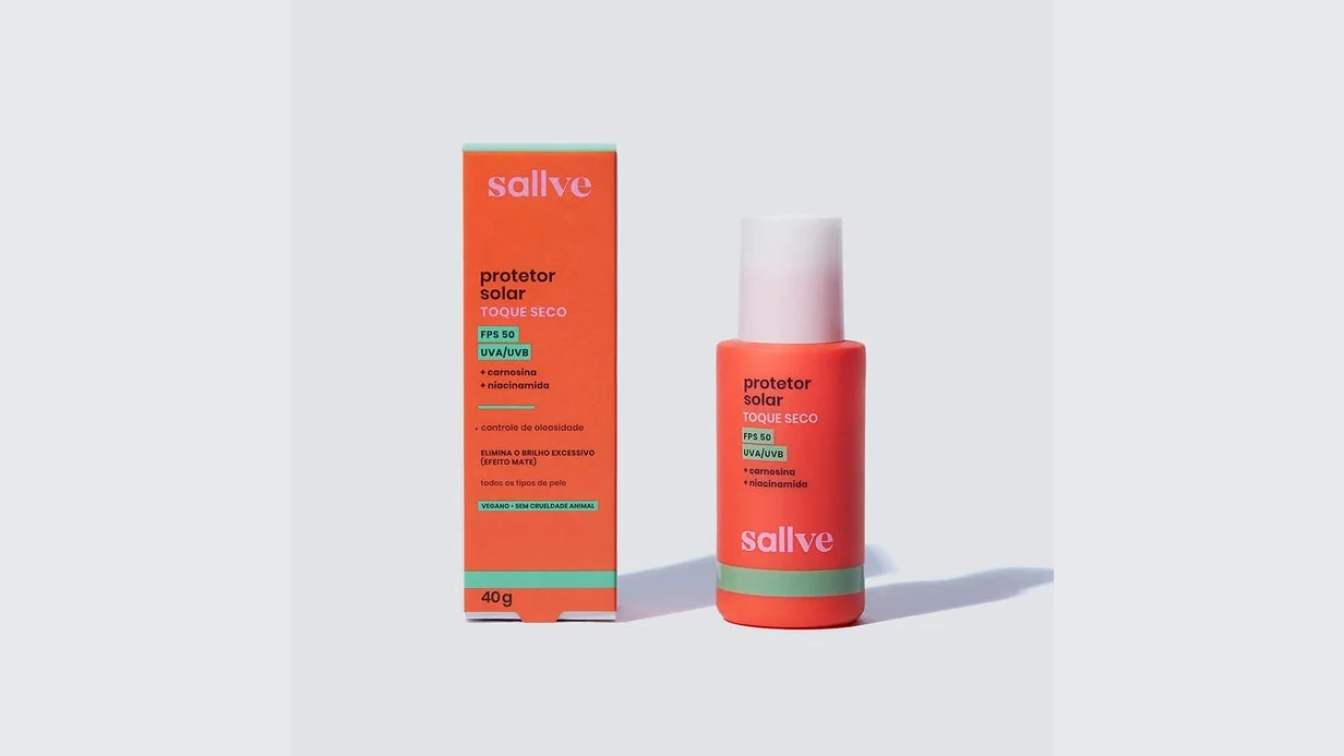 Protetor Solar Toque Seco FPS 50 Sallve com caixa e frasco de 40 g
