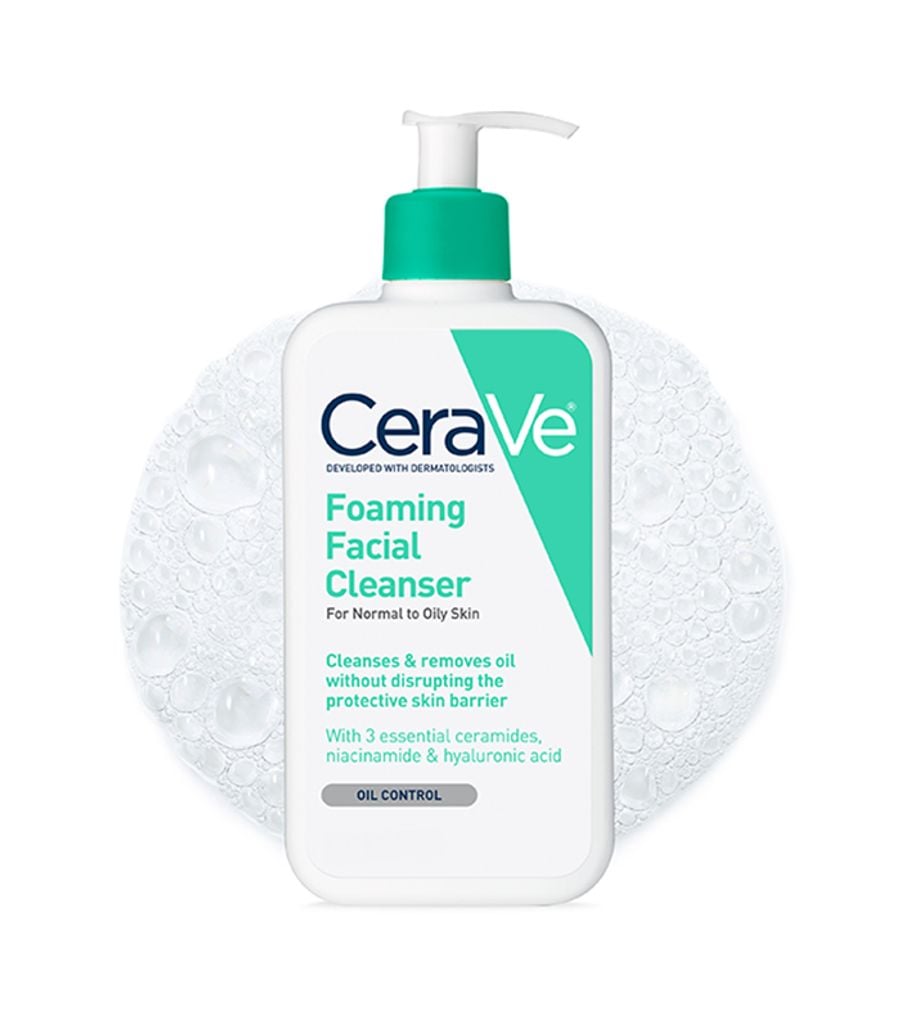 CeraVe Foaming Facial Cleanser em gel espumante para pele normal a oleosa