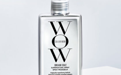 Embalagem do Color Wow Dream Coat Supernatural Spray de 200 ml, vista frontal.