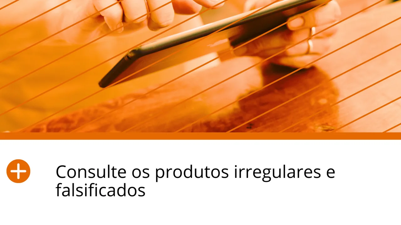 Mão examinando uma área da pele, em imagem da campanha da Anvisa sobre consulta de produtos irregulares e falsificados
