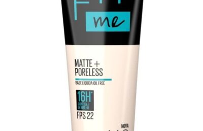 Base líquida Maybelline Fit Me Matte + Poreless FPS 22 na cor 110, embalagem de 30 ml