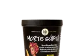 Máscara Lola Morte Súbita 450g fechada, com a embalagem preta e a ilustração frontal