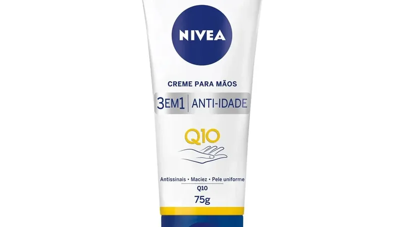 Tubo do NIVEA Creme para as Mãos 3 em 1 Anti-idade com Q10, 75 g, sobre fundo branco
