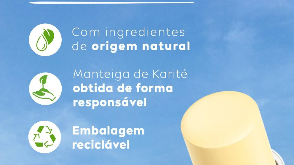 Detalhe da embalagem do protetor labial NIVEA Sun Protect FPS 30 com informações de proteção e ingredientes