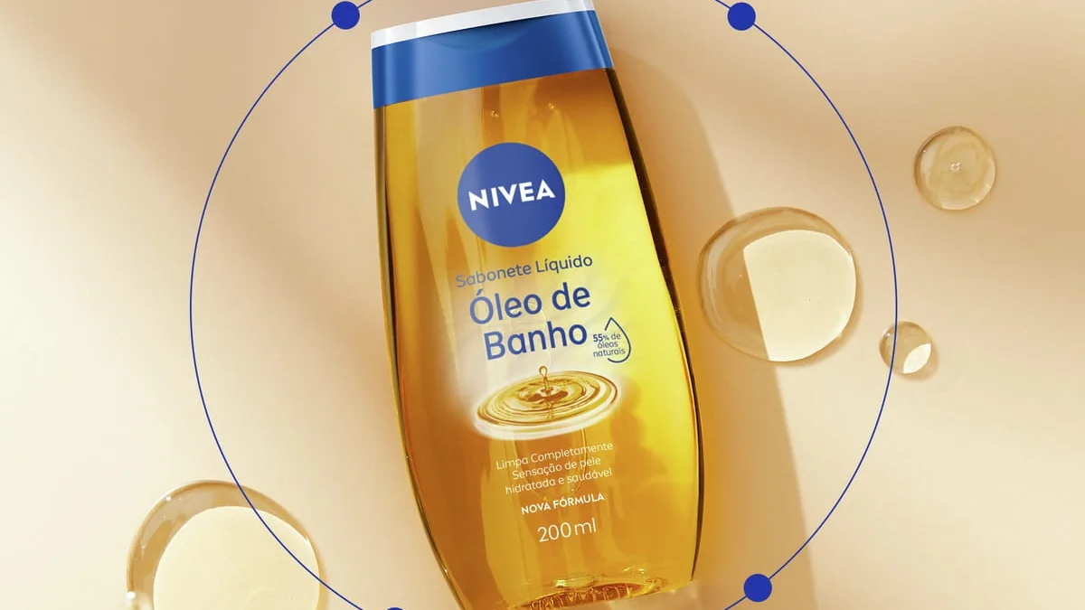 Imagem oficial do NIVEA Sabonete Líquido Óleo de Banho 200 ml sobre uma superfície com gotas do produto.