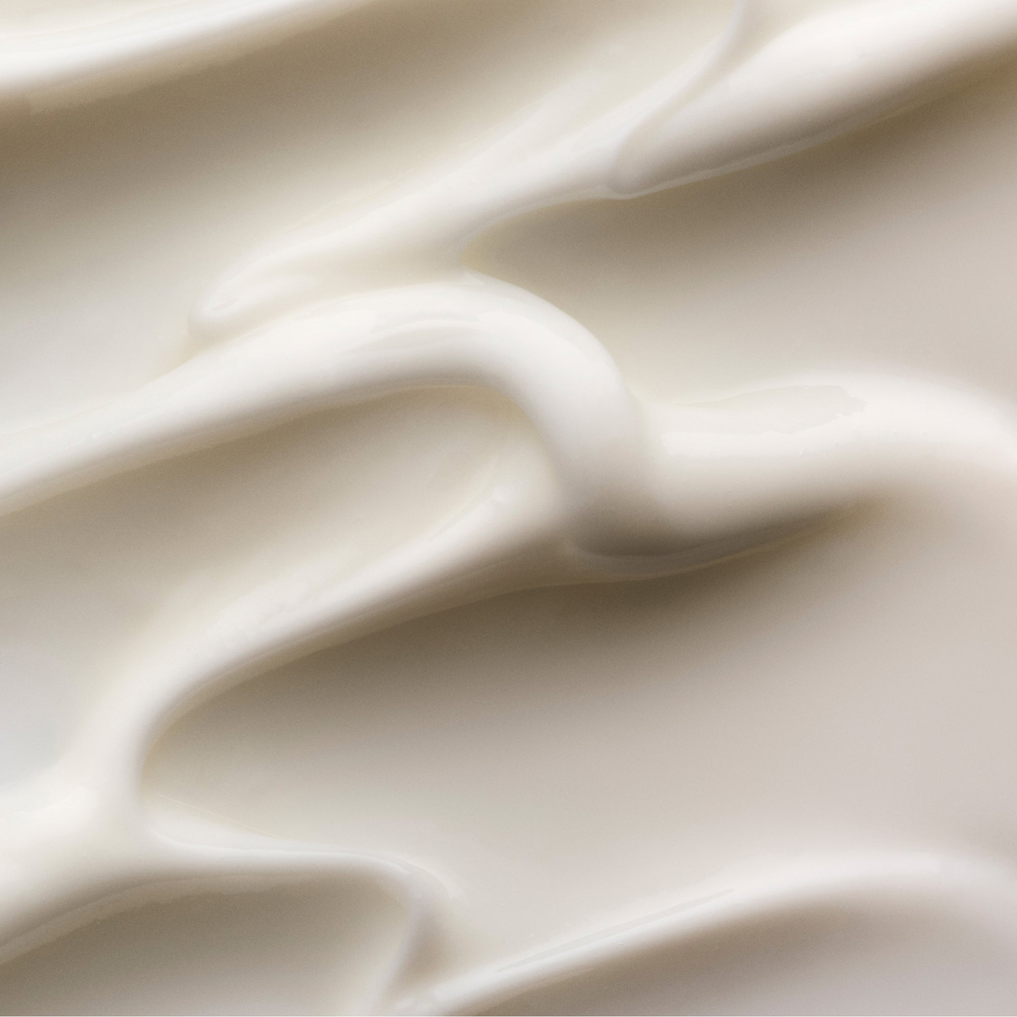 Textura cremosa do tratamento capilar Olaplex N°.3PLUS