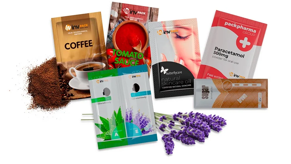 Sachês monodose para cosméticos em diferentes formatos, incluindo exemplo de skincare