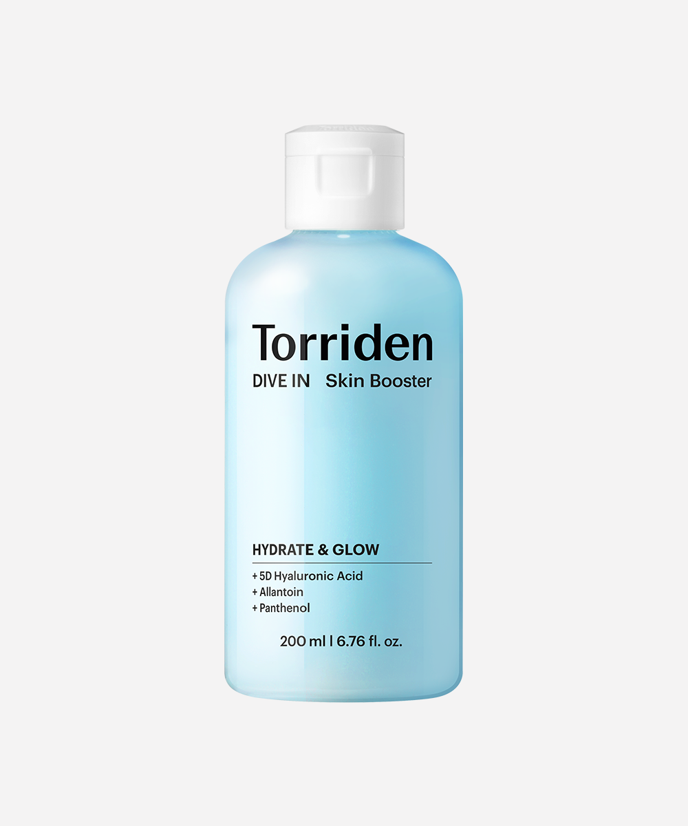 Frasco azul do Torriden DIVE IN Skin Booster com ácido hialurônico, alantoína, pantenol e volume de 200 ml