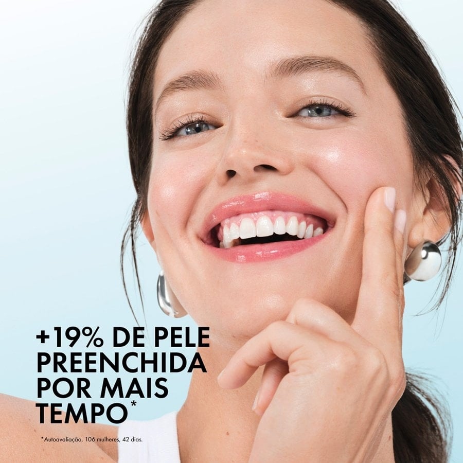 Imagem oficial da Vichy com modelo e claim de pele preenchida por mais tempo do Minéral 89