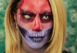 Pessoa com maquiagem de Halloween inspirada em uma caveira